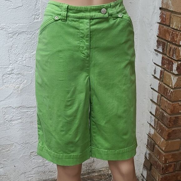 Jones new york sport Green Bermuda shorts size 10 - Picture 1 of 8